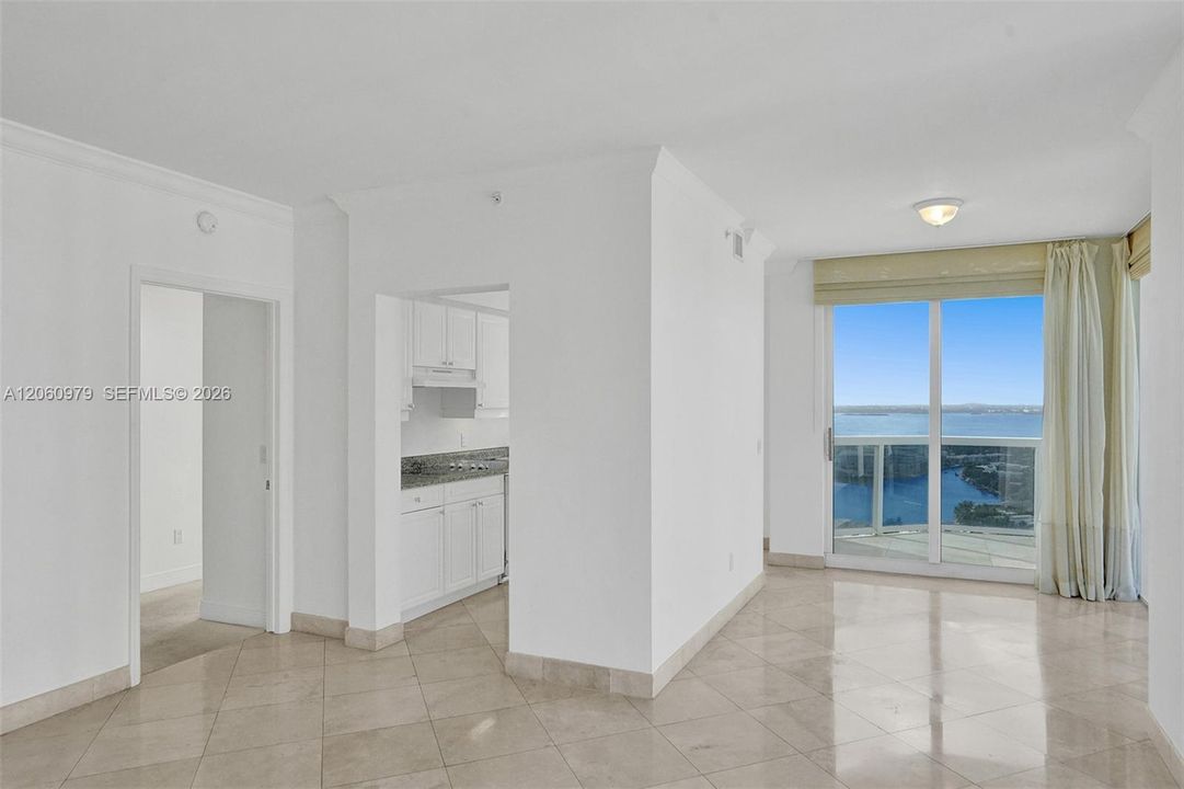 В аренду: $6,900 (2 спален, 2 ванн, 1380 Квадратных фут)