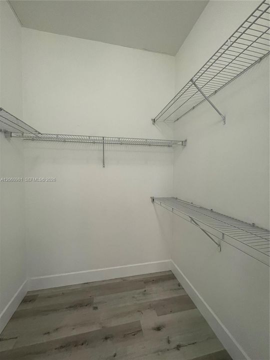 На продажу: $475,000 (2 спален, 2 ванн, 1216 Квадратных фут)