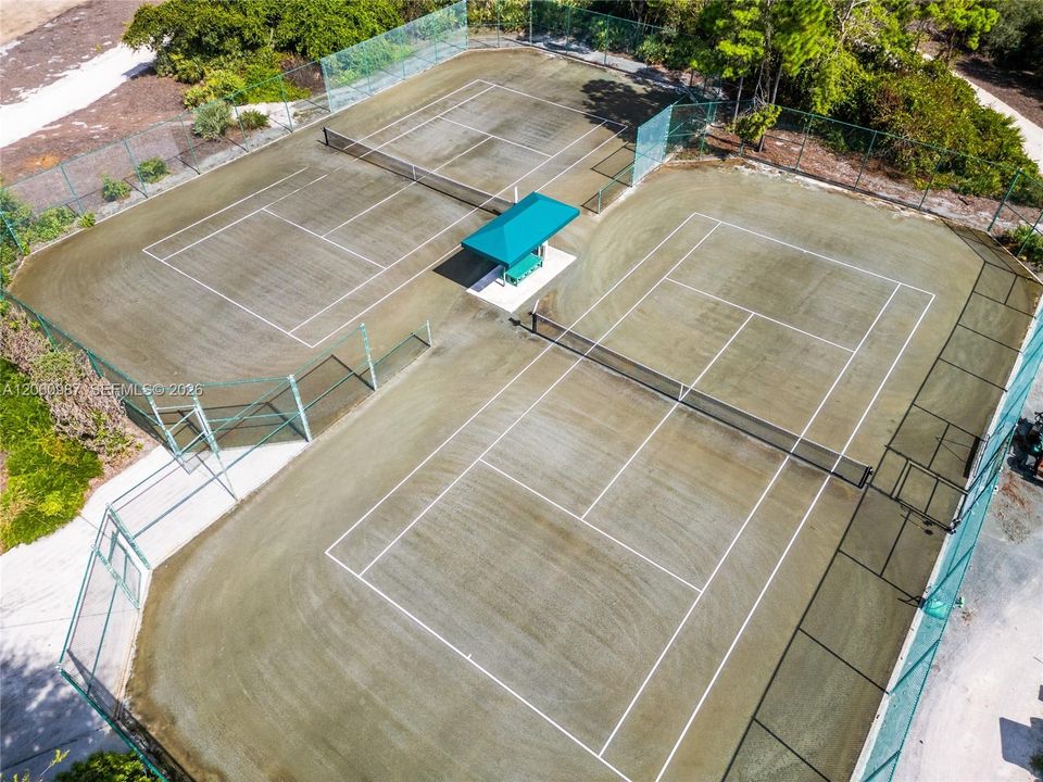 Tennis