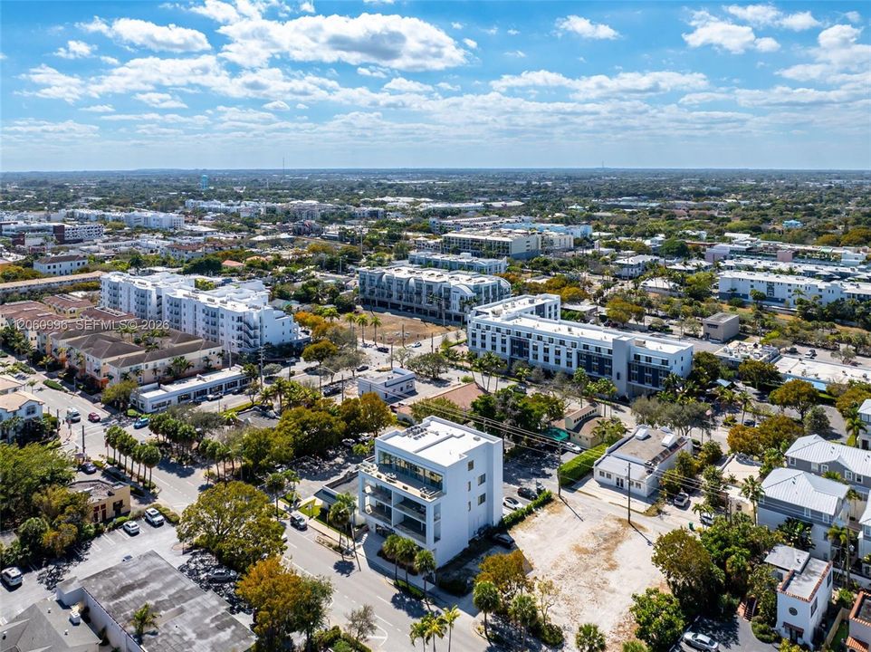 На продажу: $10,950,000 (12 спален, 12 ванн, 0 Квадратных фут)
