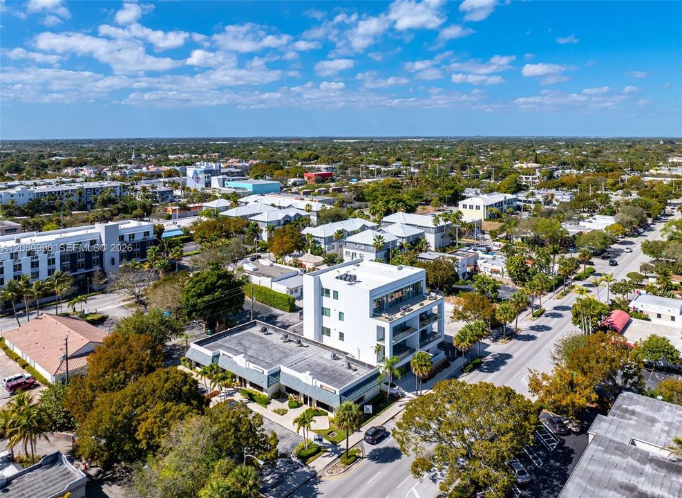 На продажу: $10,950,000 (12 спален, 12 ванн, 0 Квадратных фут)