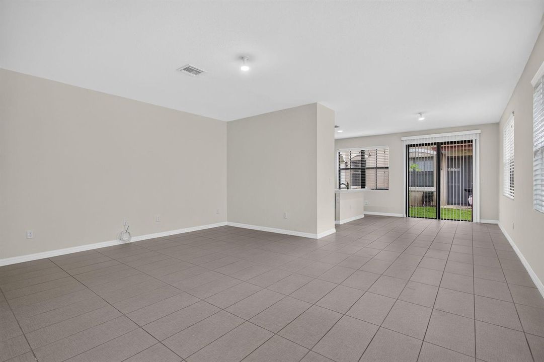 4-web-or-mls-1023-1297