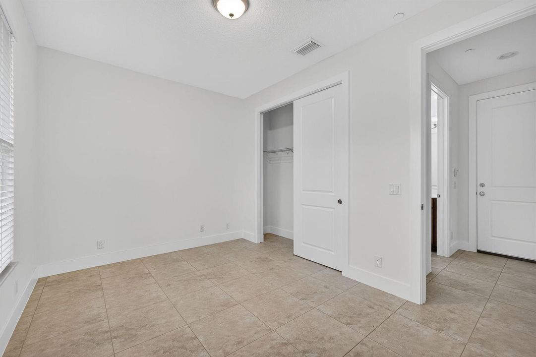 14-web-or-mls-5D1A2101