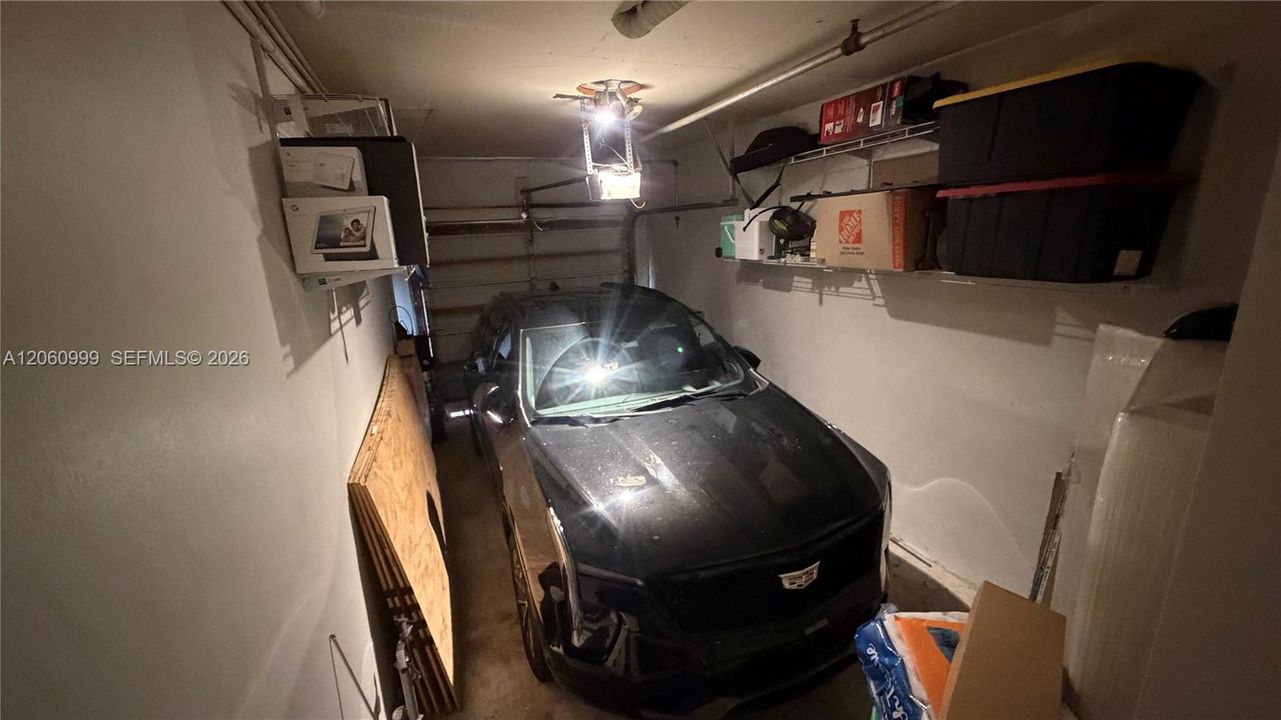 В аренду: $2,300 (2 спален, 1 ванн, 1068 Квадратных фут)