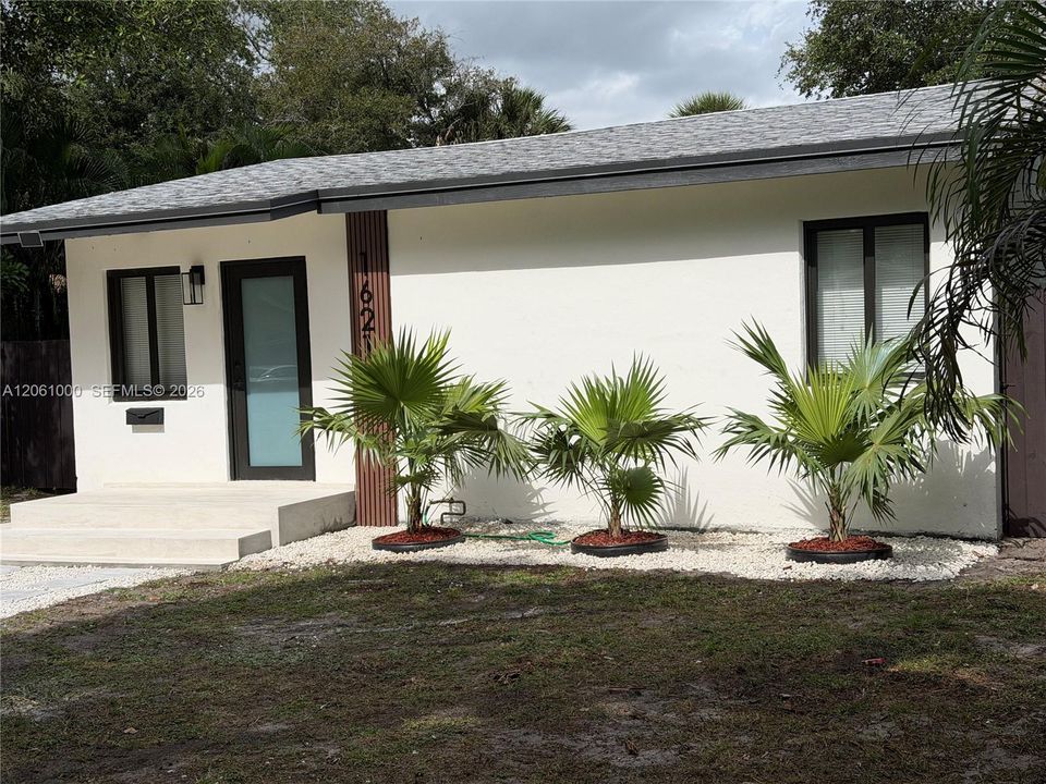 En Venta: $439,900 (2 camas, 1 baños, 872 Pies cuadrados)