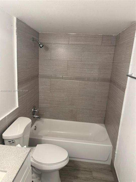 В аренду: $2,300 (2 спален, 2 ванн, 1428 Квадратных фут)