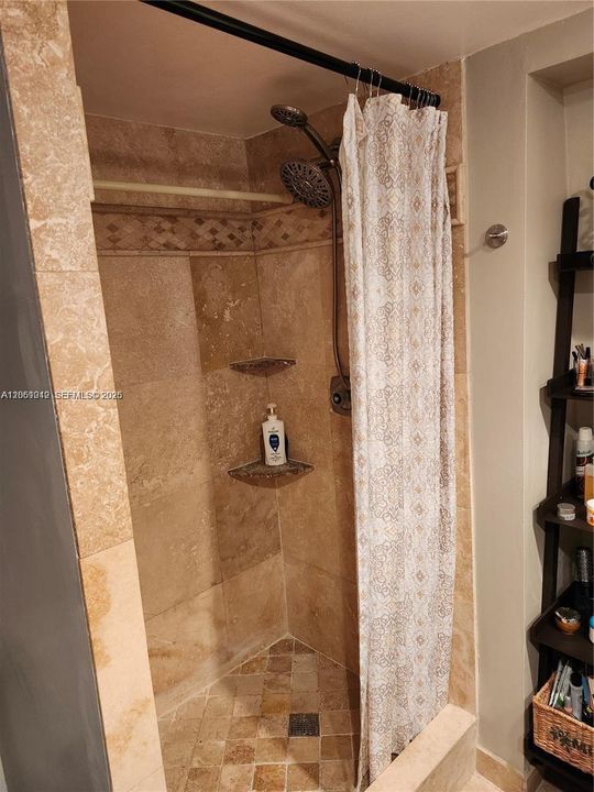 В аренду: $2,750 (2 спален, 2 ванн, 1288 Квадратных фут)