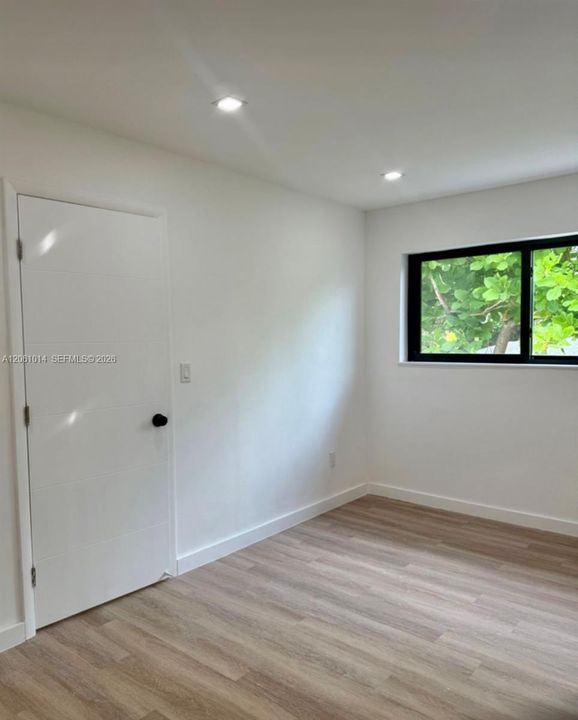 En Renta: $1,590 (1 camas, 1 baños, 3296 Pies cuadrados)
