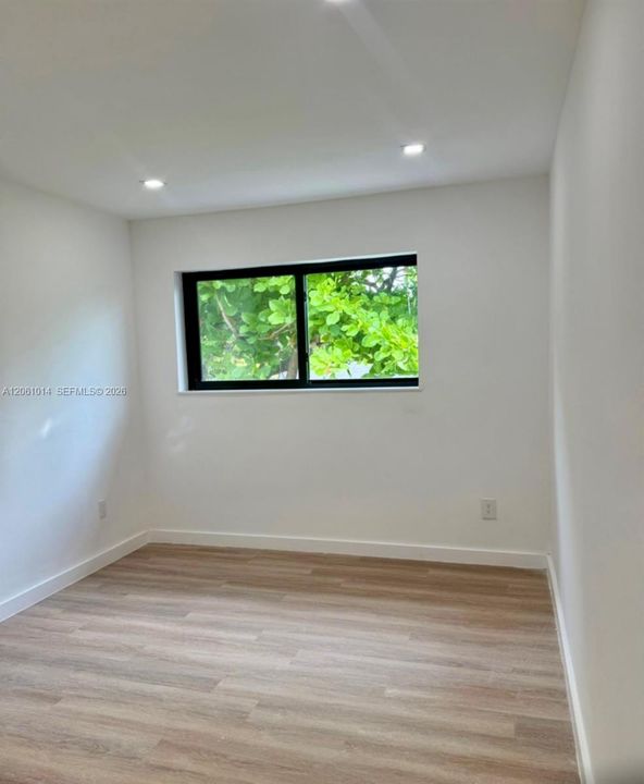 En Renta: $1,590 (1 camas, 1 baños, 3296 Pies cuadrados)