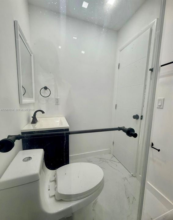 En Renta: $1,590 (1 camas, 1 baños, 3296 Pies cuadrados)