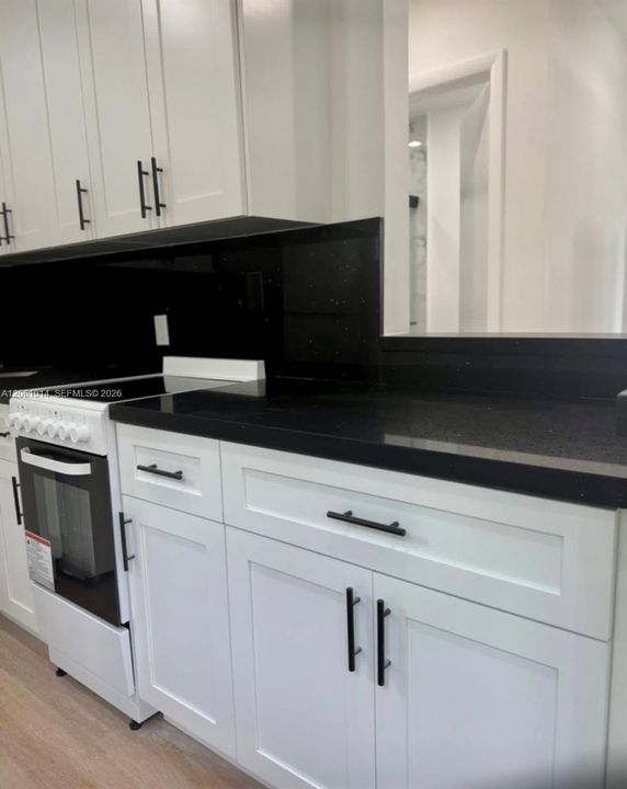 En Renta: $1,590 (1 camas, 1 baños, 3296 Pies cuadrados)
