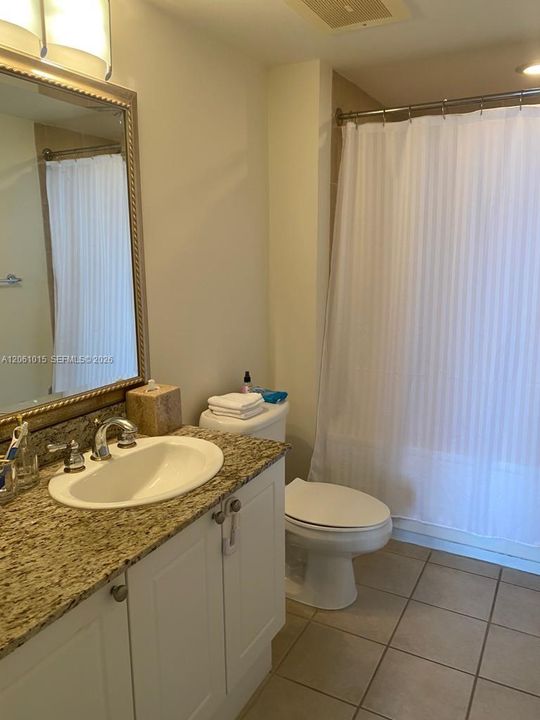 For Rent: $3,300 (2 beds, 2 baths, 1175 Square Feet)