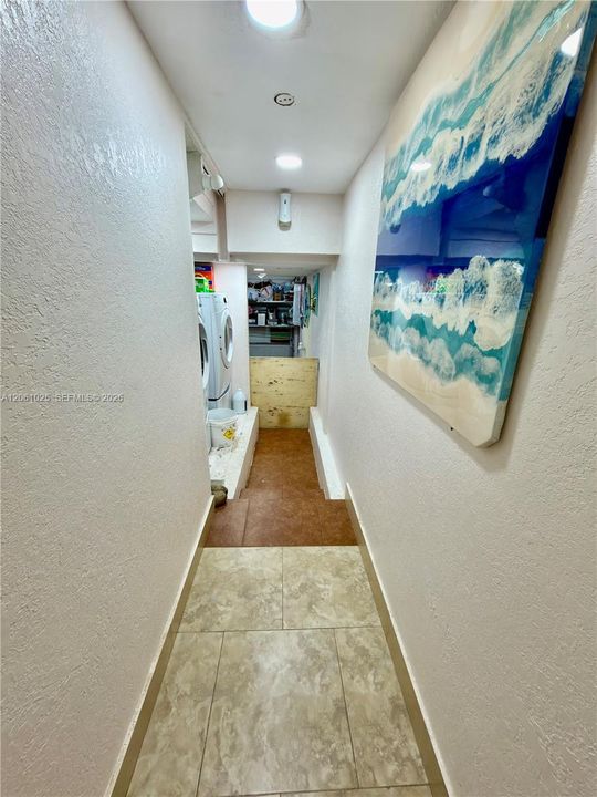 На продажу: $419,999 (3 спален, 2 ванн, 1293 Квадратных фут)