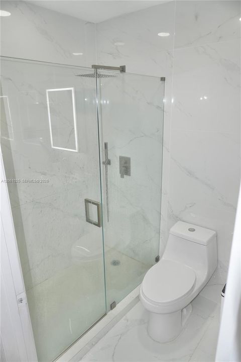 На продажу: $419,999 (3 спален, 2 ванн, 1293 Квадратных фут)