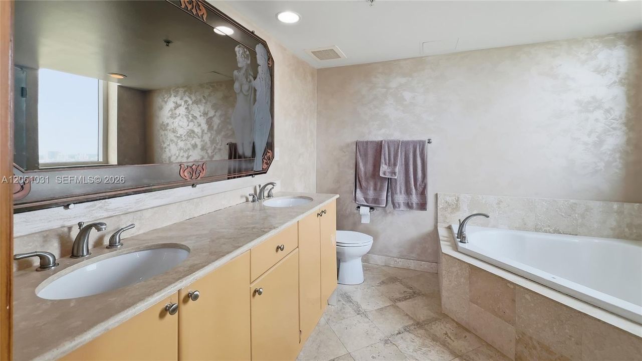For Rent: $3,990 (3 beds, 2 baths, 1597 Square Feet)
