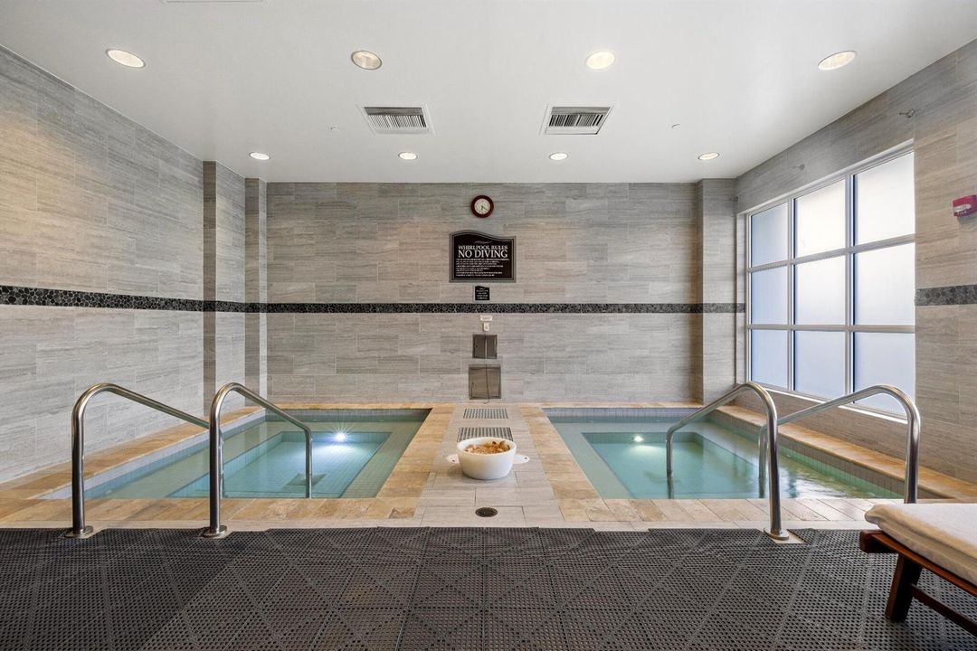 13 - Hot Tub 2