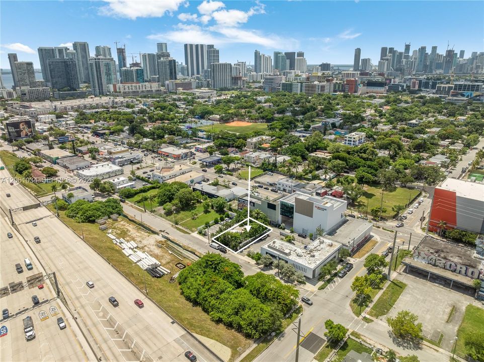 На продажу: $999,000 (3 спален, 1 ванн, 1381 Квадратных фут)