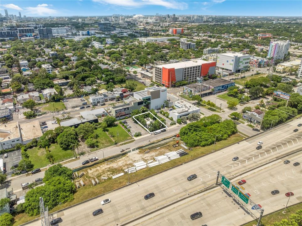 На продажу: $999,000 (3 спален, 1 ванн, 1381 Квадратных фут)