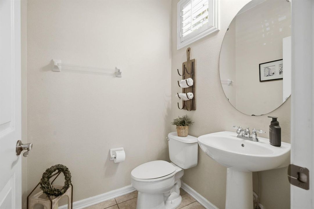 4-web-or-mls-8001 Enchanted-4