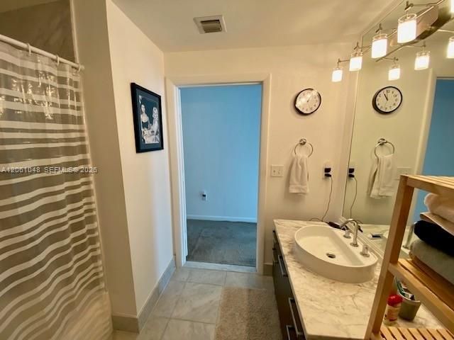 В аренду: $2,550 (0 спален, 1 ванн, 632 Квадратных фут)