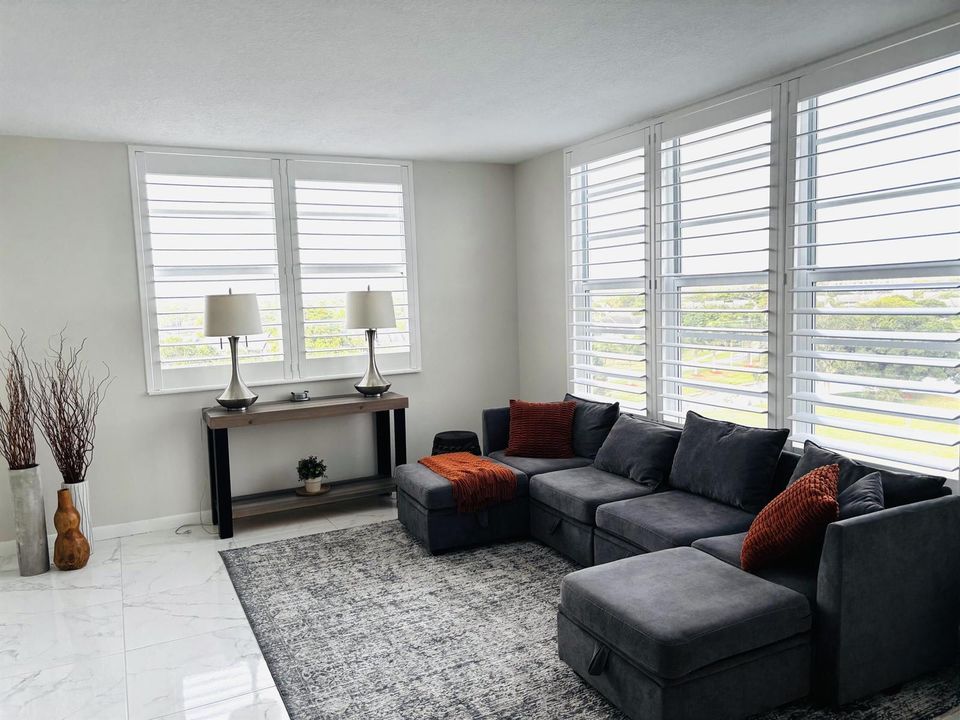 Den and or family room 2