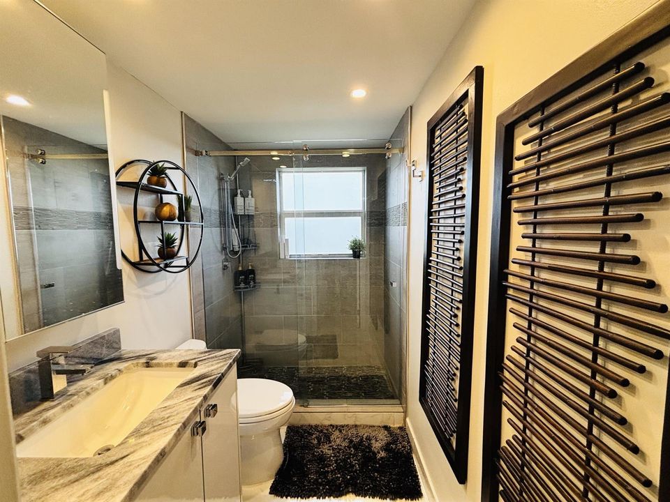 Bathroom2a