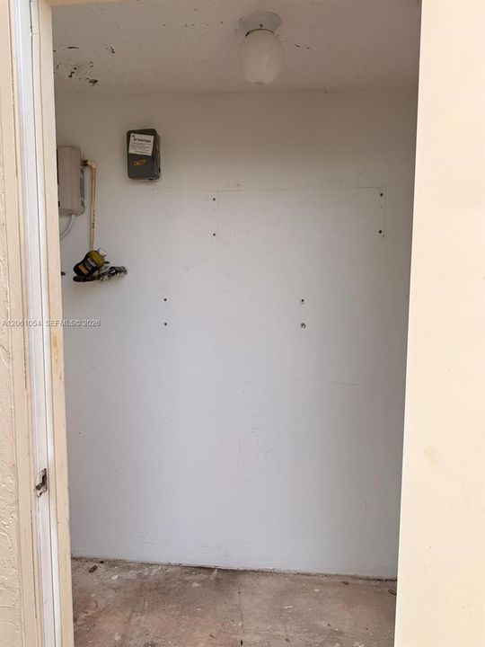 For Rent: $2,500 (2 beds, 2 baths, 991 Square Feet)