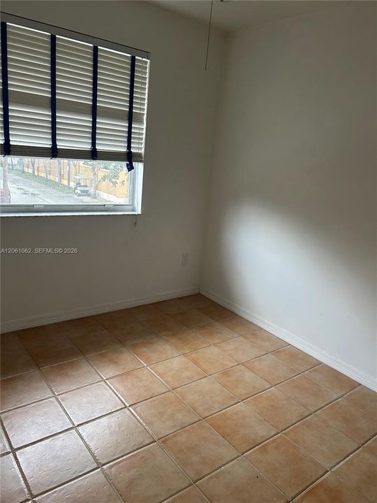 В аренду: $3,100 (3 спален, 2 ванн, 1459 Квадратных фут)