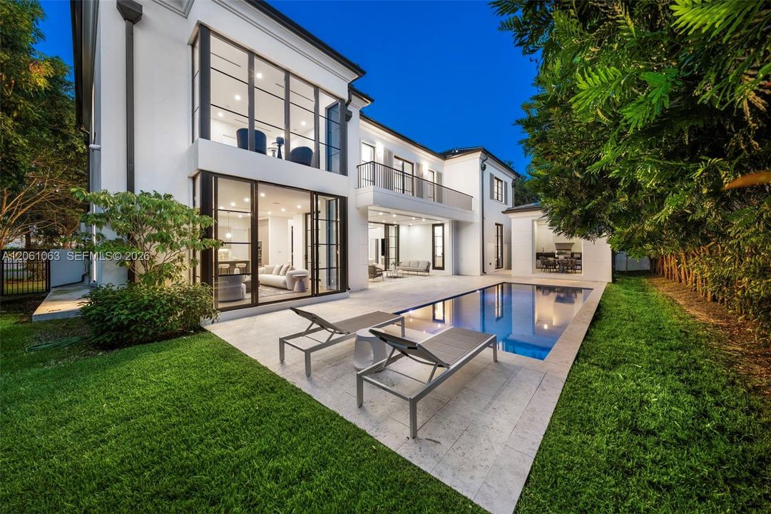 En Venta: $5,950,000 (5 camas, 5 baños, 4074 Pies cuadrados)
