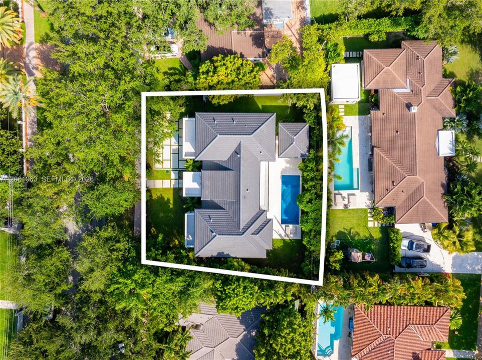 En Venta: $5,950,000 (5 camas, 5 baños, 4074 Pies cuadrados)