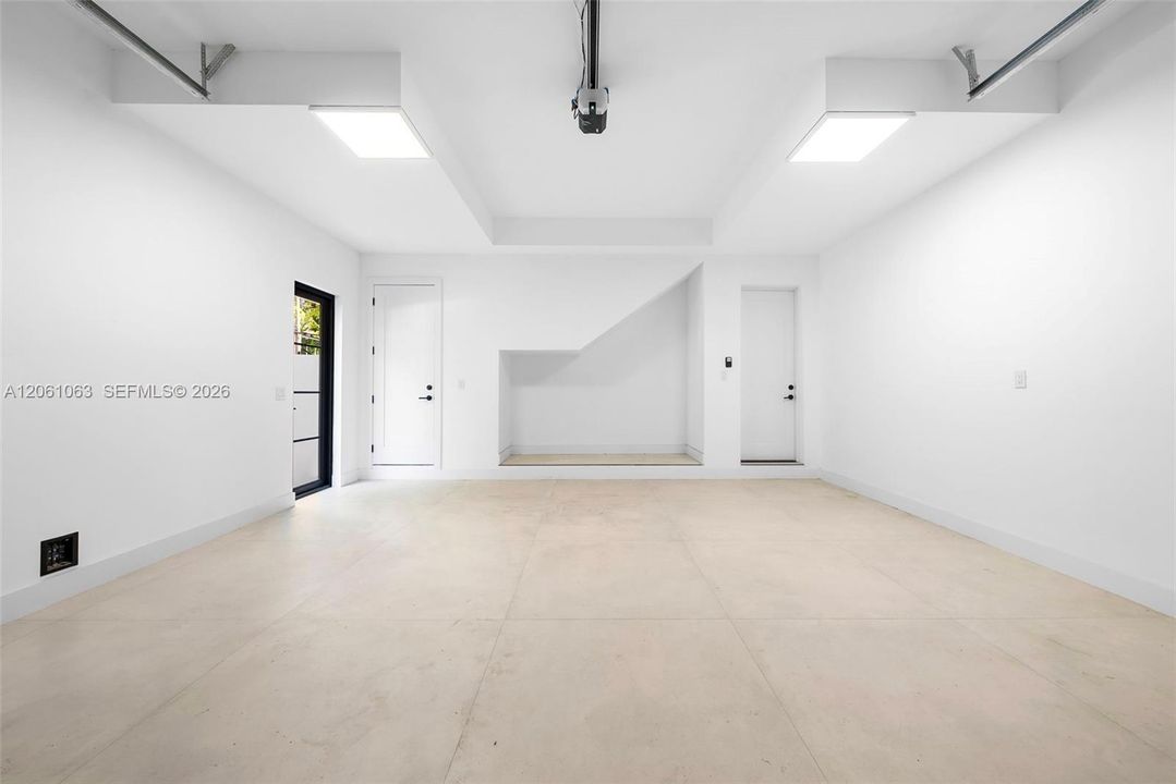 En Venta: $5,950,000 (5 camas, 5 baños, 4074 Pies cuadrados)