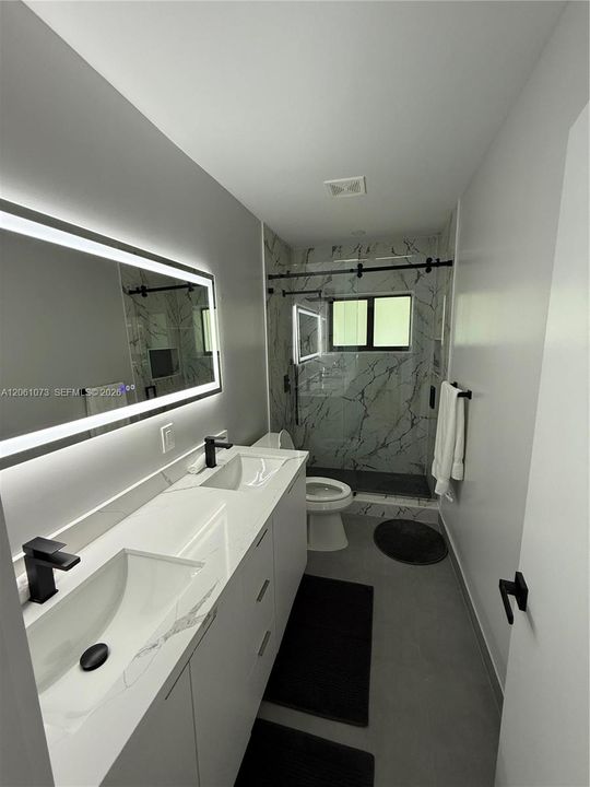 For Rent: $2,600 (2 beds, 2 baths, 900 Square Feet)