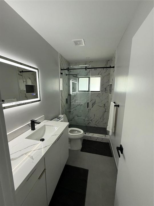 For Rent: $2,600 (2 beds, 2 baths, 900 Square Feet)