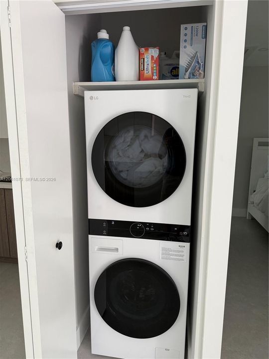 For Rent: $2,600 (2 beds, 2 baths, 900 Square Feet)