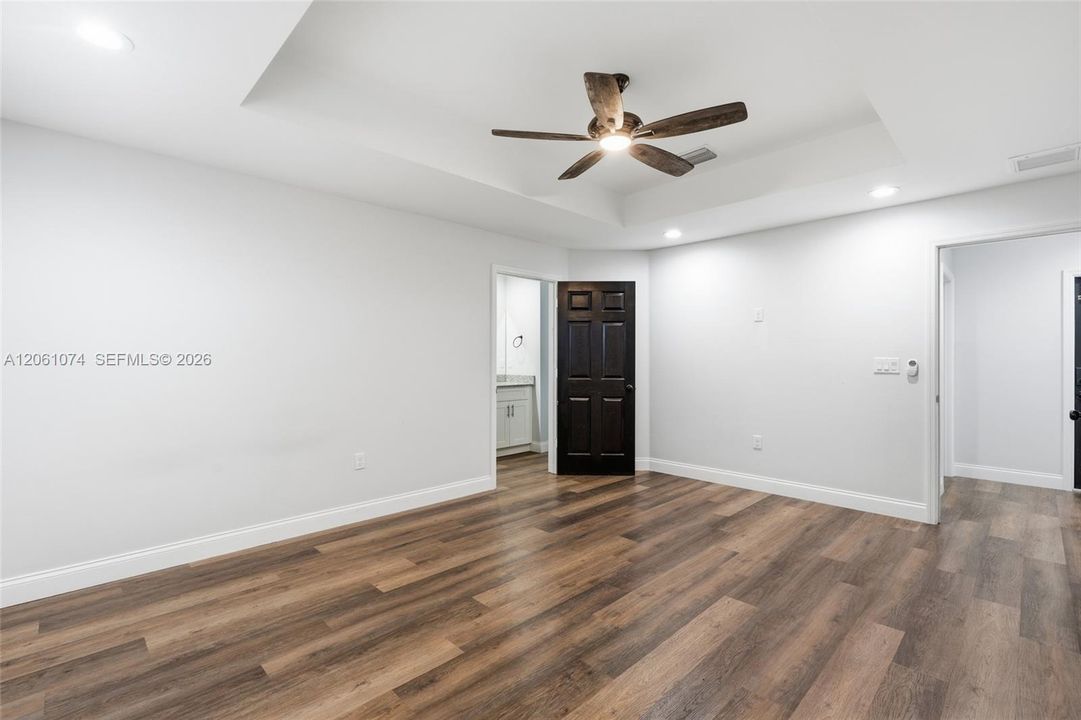 En Venta: $275,900 (3 camas, 2 baños, 0 Pies cuadrados)