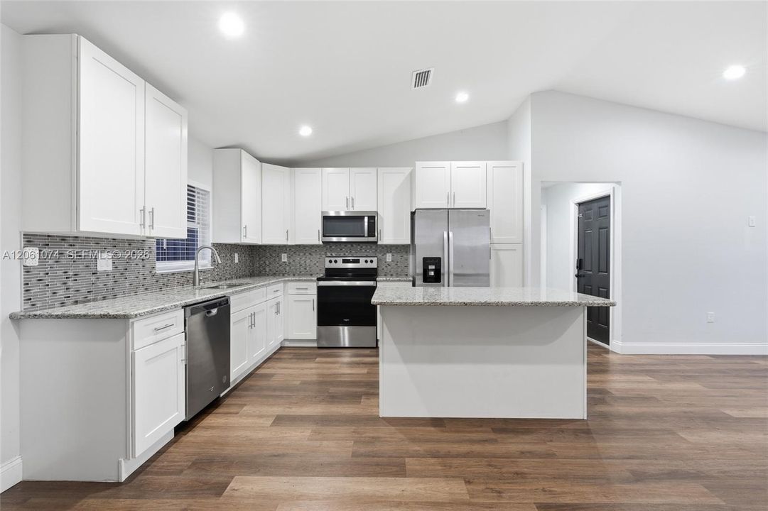 En Venta: $275,900 (3 camas, 2 baños, 0 Pies cuadrados)