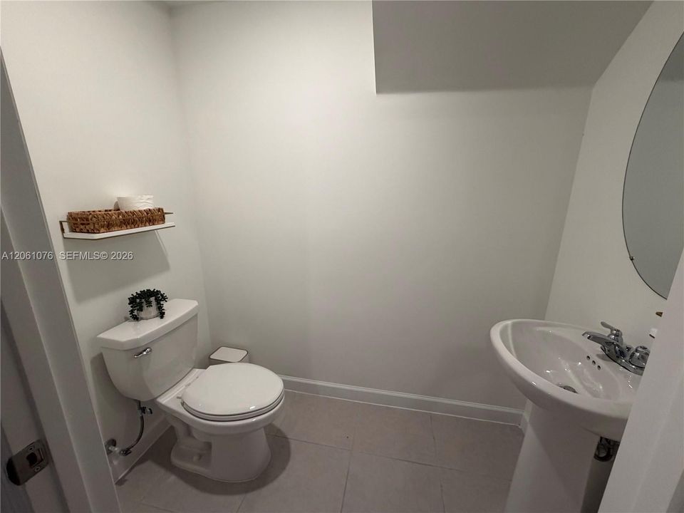 En Renta: $3,000 (3 camas, 2 baños, 1331 Pies cuadrados)