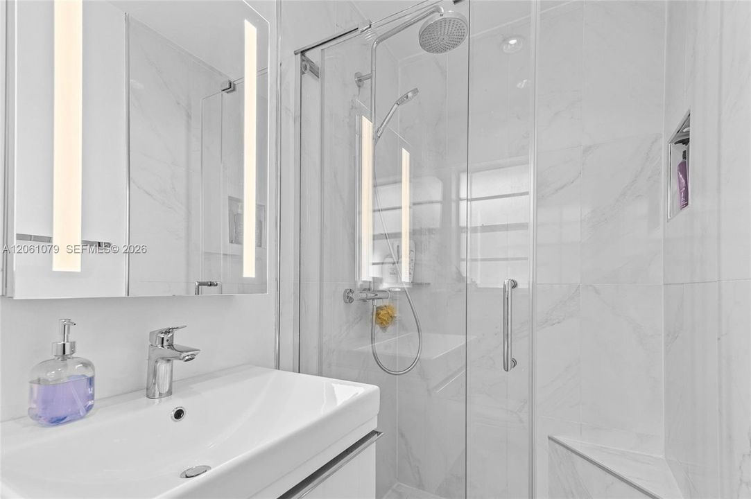 В аренду: $8,500 (3 спален, 2 ванн, 1750 Квадратных фут)