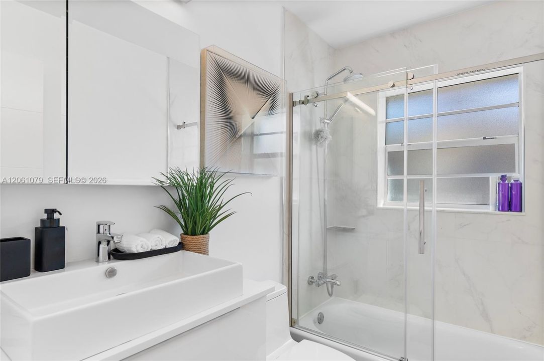 В аренду: $8,500 (3 спален, 2 ванн, 1750 Квадратных фут)