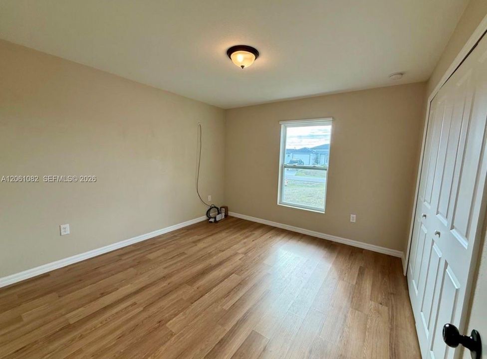 В аренду: $2,200 (3 спален, 2 ванн, 1509 Квадратных фут)