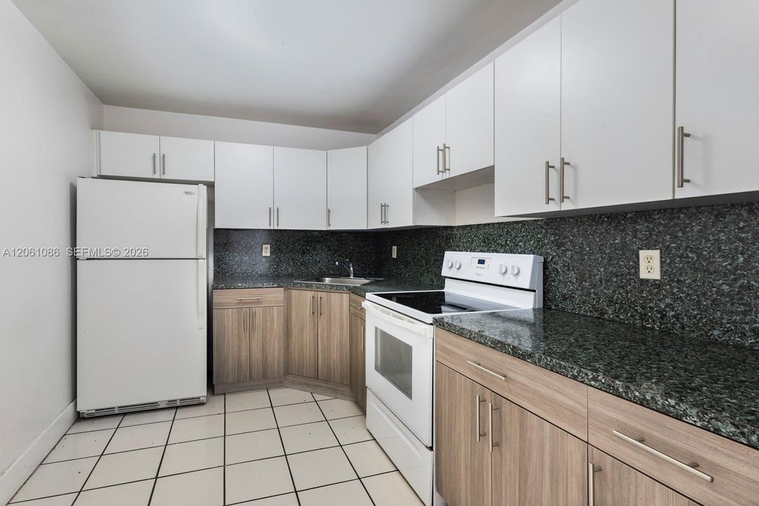 For Sale: $4,340,000 (0 beds, 0 baths, 12894 Square Feet)