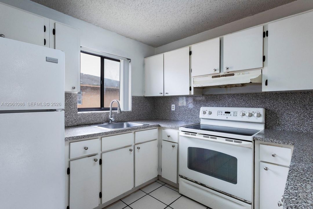 For Sale: $4,340,000 (0 beds, 0 baths, 12894 Square Feet)