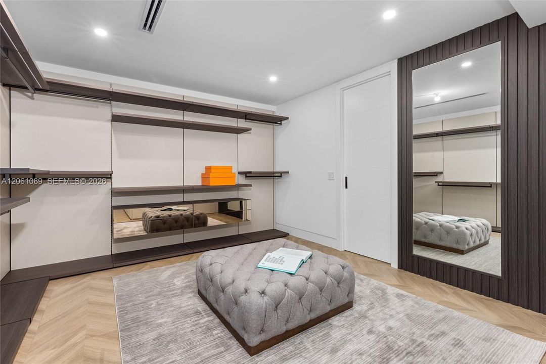 En Renta: $65,000 (8 camas, 8 baños, 8673 Pies cuadrados)