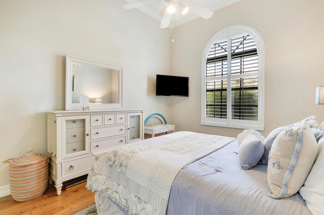 Guest Room 1