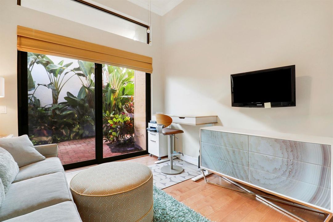 Guest Room 2