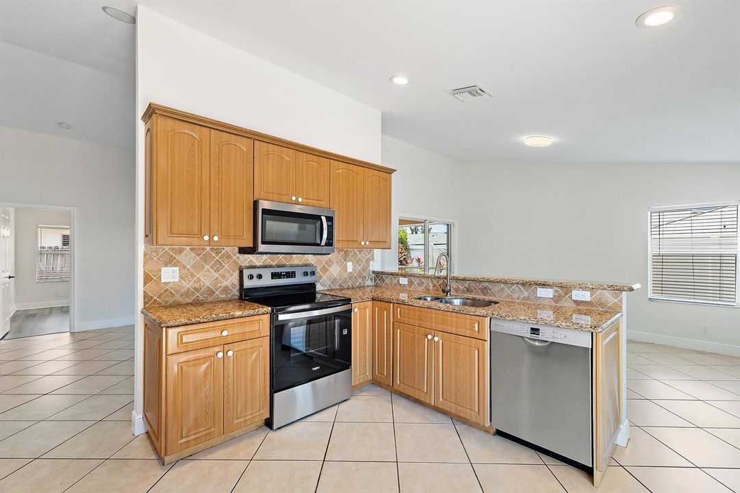 049-6189AdamsSt-Jupiter-FL-33458-SMALL