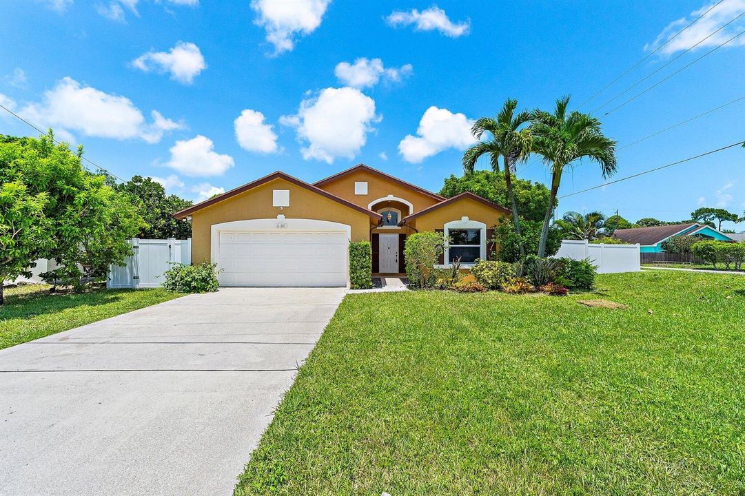 023-6189AdamsSt-Jupiter-FL-33458-SMALL
