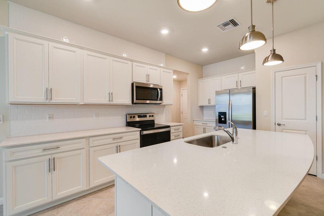 Open Modern Kitchen