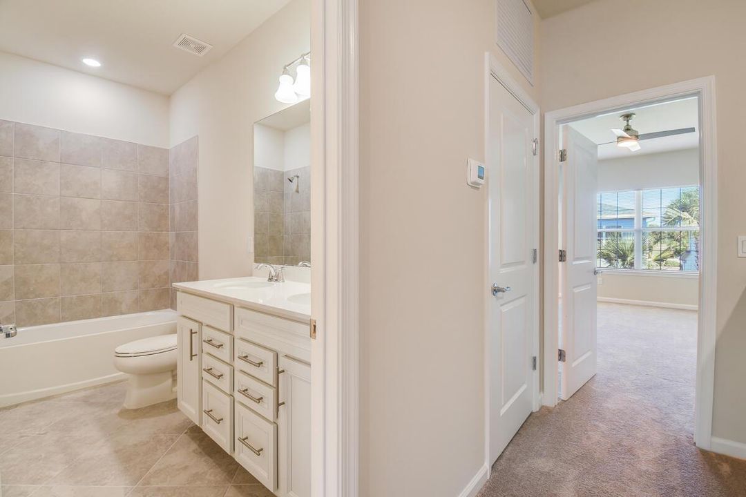 Hallway to 2nd Bathroom