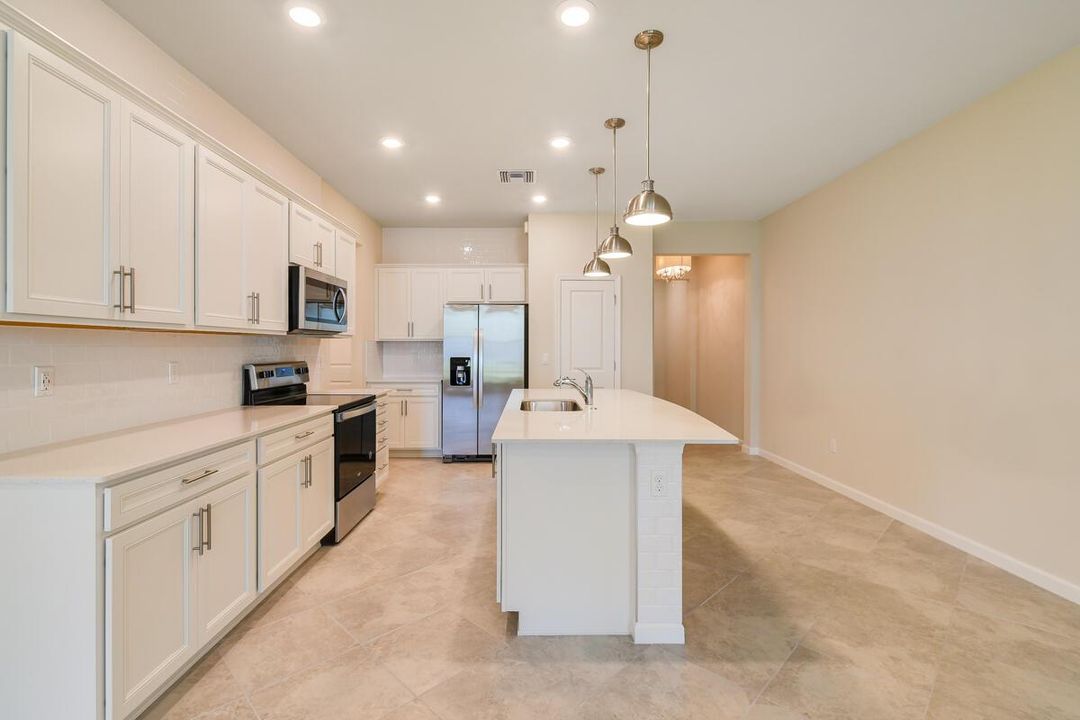 Open Modern Kitchen